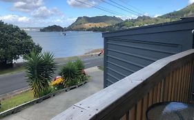 Taurikura Bay Relax And Explore